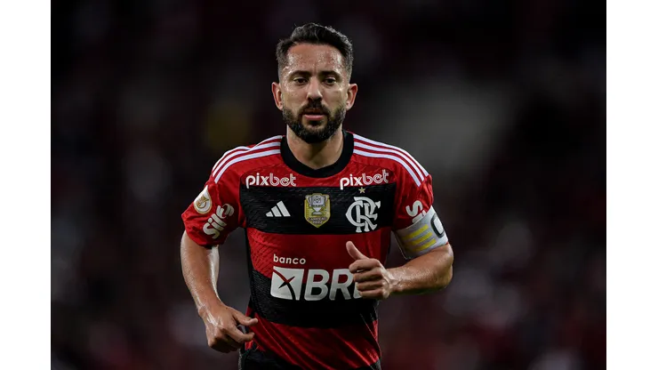 Thiago Ribeiro/AGIF. +1 rival do Flamengo na Série A sonda Everton Ribeiro