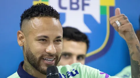 PA - BELEM - 08/09/2023 - ELIMINATORIAS COPA DO MUNDO 2026, BRASIL X BOLIVIA - Neymar jogador do Brasil recebe homenagem no estadio Mangueirao pelo campeonato Eliminatorias Copa Do Mundo 2026. Foto: Fernando Torres/AGIF