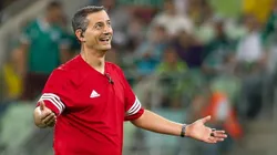 Sao Paulo – SP – 28/03/15 – AMISTOSO DESPEDIDA ALEX/PALMEIRAS 99 X AMIGOS DO ALEX – Salvio Spinola arbitro da partida entre Palmeiras 99 e Amigos do Alex pelo Amistoso despedida do Alex no Allianz Parque. Foto: Marcello Zambrana/AGIF