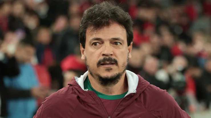 PR - CURITIBA - 27/08/2023 - BRASILEIRO A 2023, ATHLETICO-PR X FLUMINENSE - Fernando Diniz tecnico do Fluminense durante partida contra o Athletico-PR no estadio Arena da Baixada pelo campeonato Brasileiro A 2023. Foto: Robson Mafra/AGIF