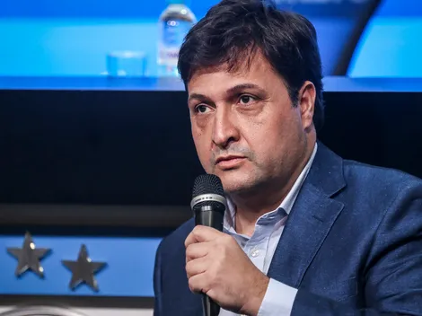 Jogador pede à diretoria do Grêmio para ser negociado com equipe do futebol europeu