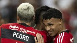 Foto: Jorge Rodrigues/AGIF - Pedro, Bruno Henrique e Victor Hugo