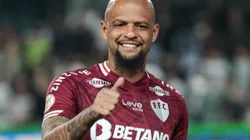 PR - CURITIBA - 24/07/2023 - BRASILEIRO A 2023, CORITIBA X FLUMINENSE - Felipe Melo jogador do Fluminense durante execucao do hino nacional antes da partida contra o Coritiba no estadio Couto Pereira pelo campeonato Brasileiro A 2023. Foto: Robson Mafra/AGIF
