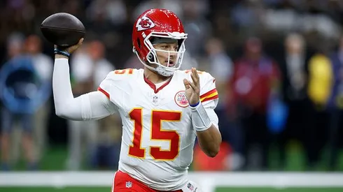 Mahomes estará em campo na estreia do Chiefs