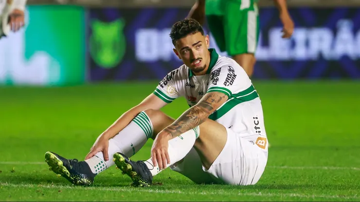Cadorini em ação pelo Alviverde do Alto da Glória