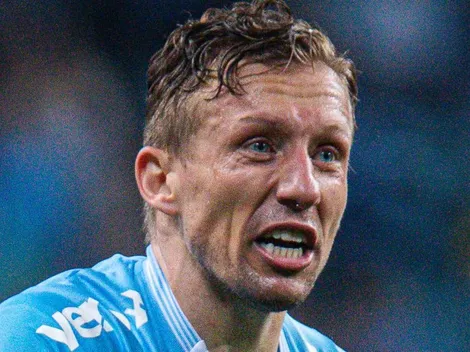 Futuro de Lucas Leiva cai como 'bomba' no Grêmio