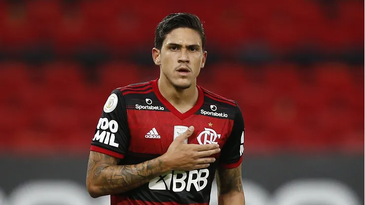 RIO DE JANEIRO, BRAZIL - DECEMBER 20: Pedro of Flamengo celebrates his goal during a match between Flamengo and Bahia as part of 2020 Brasileirao Series A at Maracana Stadium on December 20, 2020 in Rio de Janeiro, Brazil. (Photo by Wagner Meier/Getty Images)