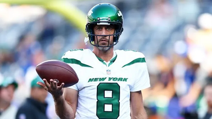 Temporada de estreia de Aaron Rodgers no Jets é uma das histórias da temporada
