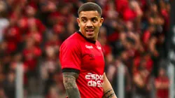 PR - CURITIBA - 09/04/2023 - PARANAENSE 2023, ATHLETICO-PR X FC CASCAVEL - David Terans jogador do Athletico-PR durante partida contra o FC Cascavel no estadio Arena da Baixada pelo campeonato Paranaense 2023. Foto: Gabriel Machado/AGIF