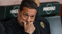 Foto: Gilson Lobo/AGIF - Vanderlei Luxemburgo tecnico do Corinthians durante partida contra o Atletico-MG no estadio Mineirao pelo campeonato Brasileiro A 2023.