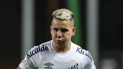 MG – BELO HORIZONTE – 03/09/2023 – BRASILEIRO A 2023, AMERICA-MG X SANTOS – Soteldo jogador do America-MG durante partida contra o Santos no estadio Independencia pelo campeonato Brasileiro A 2023. Foto: Gilson Lobo/AGIF