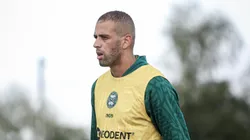 Foto: Divulgação/Facebook do Coritiba - Slimani durante treino do Coxa