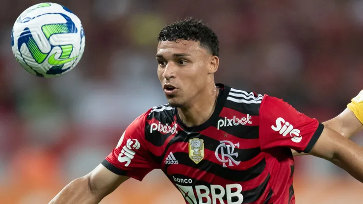 Foto: Gil Gomes/AGIF - Victor Hugo, do Flamengo
