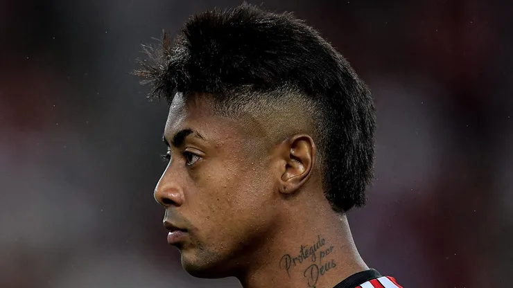 RJ - RIO DE JANEIRO - 26/08/2023 - BRASILEIRO A 2023, FLAMENGO X INTERNACIONAL - Bruno Henrique jogador do Flamengo durante partida contra o Internacional no estadio Maracana pelo campeonato Brasileiro A 2023. Foto: Thiago Ribeiro/AGIF
