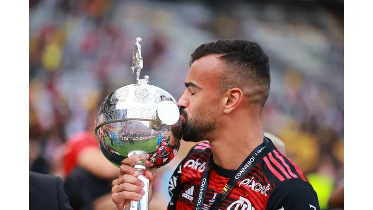 Flamengo não tem zelo e situação de Fabrício Bruno pode AZEDAR de vez - Foto: Hector Vivas/Getty Images