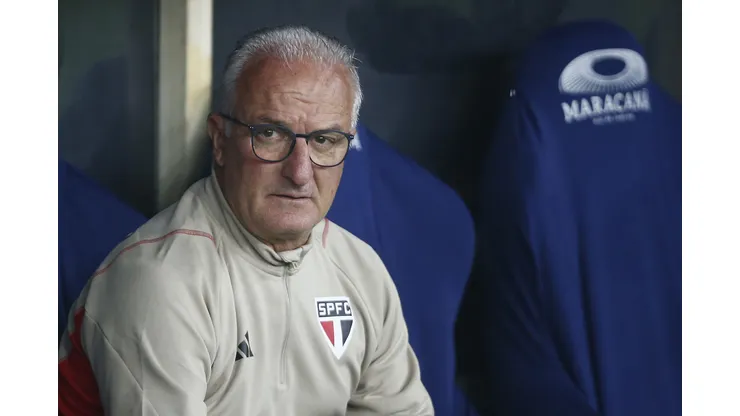 Dorival toma atitude no São Paulo que reverbera no Flamengo - Foto: Wagner Meier/Getty Images