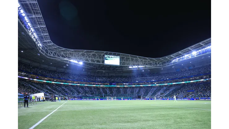 SP - SAO PAULO - 09/08/2023 - LIBERTADORES 2023, PALMEIRAS X ATLETICO-MG - Torcida do Palmeiras durante partida contra Atletico-MG no estadio Arena Allianz Parque pelo campeonato Libertadores 2023. Foto: Ettore Chiereguini/AGIF