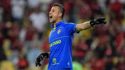 RJ - RIO DE JANEIRO - 01/06/2023 - COPA DO BRASIL 2023, FLAMENGO X FLUMINENSE - Fabio goleiro do Fluminense durante partida contra o Flamengo no estadio Maracana pelo campeonato Copa do Brasil 2023. Foto: Thiago Ribeiro/AGIF