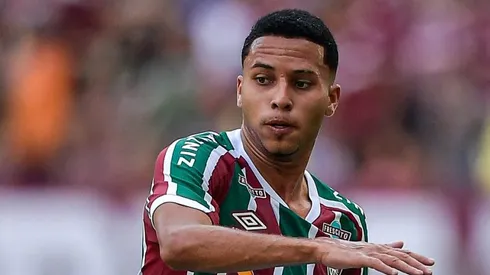 RJ - Rio de Janeiro - 25/02/2023 - CARIOCA 2023, FLUMINENSE X PORTUGUESA - Alexsander jogador do Fluminense durante partida contra o Portuguesa no estadio Maracana pelo campeonato Carioca 2023. Foto: Thiago Ribeiro/AGIF