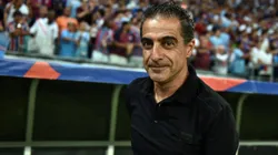 BA - SALVADOR - 04/07/2023 - COPA DO BRASIL 2023, BAHIA X GREMIO - Renato Paiva, tecnico do Bahia durante partida contra o Gremio no estadio Arena Fonte Nova pelo campeonato Copa do Brasil 2023. Foto: Walmir Cirne/AGIF