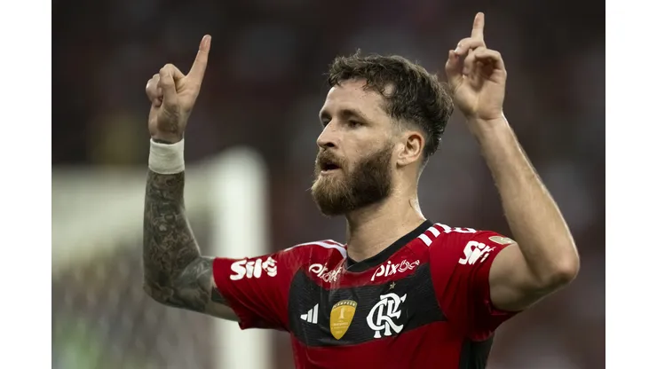 Léo Pereira em ação pelo Flamengo - Foto: Jorge Rodrigues/AGIF