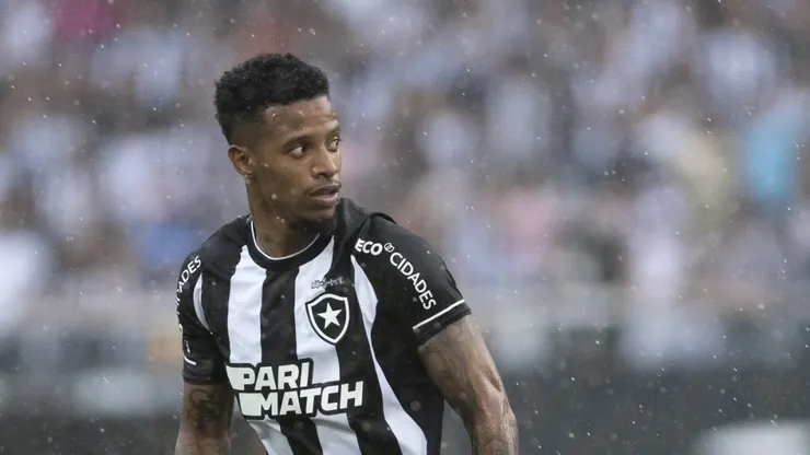 RJ - RIO DE JANEIRO - 02/07/2023 - BRASILEIRO A 2023, BOTAFOGO X VASCO - Tche Tche jogador do Botafogo durante partida contra o Vasco no estadio Engenhao pelo campeonato Brasileiro A 2023. Foto: Jorge Rodrigues/AGIF