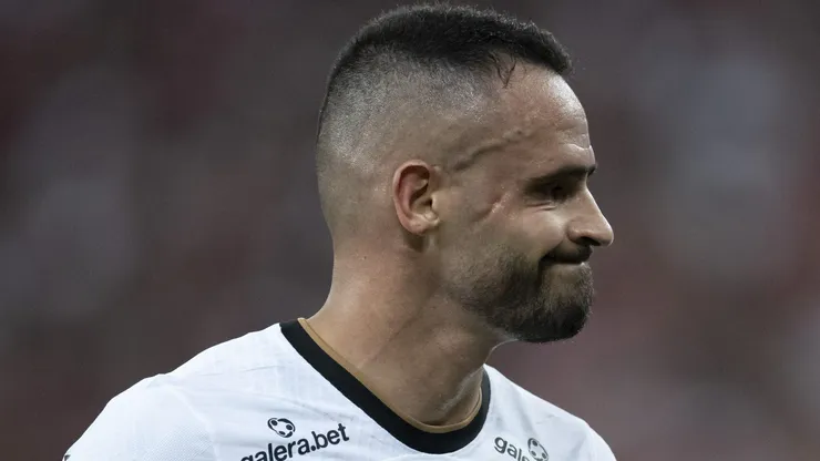 Foto: Jorge Rodrigues/AGIF - Renato Augusto teve seu nome envolvido em polêmica