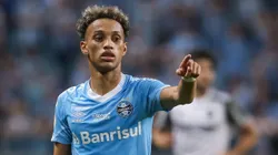 Bitello deve ser mantido de fora dos 11 titulares do Grêmio contra o Cuiabá