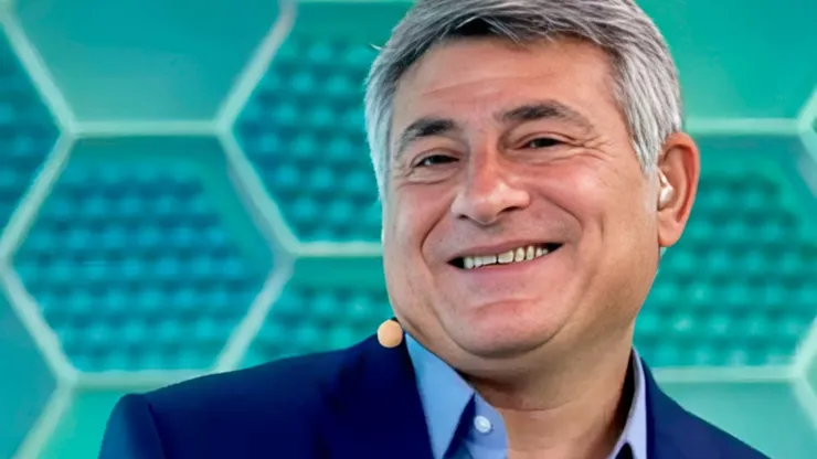 Foto: Reprodução/TV Globo - Cleber Machado foi anunciado em concorrente da Globo nesta 6ª