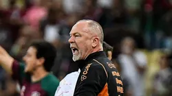 Photo by Thiago Ribeiro/Getty Images - Valencia expõe Mano Menezes