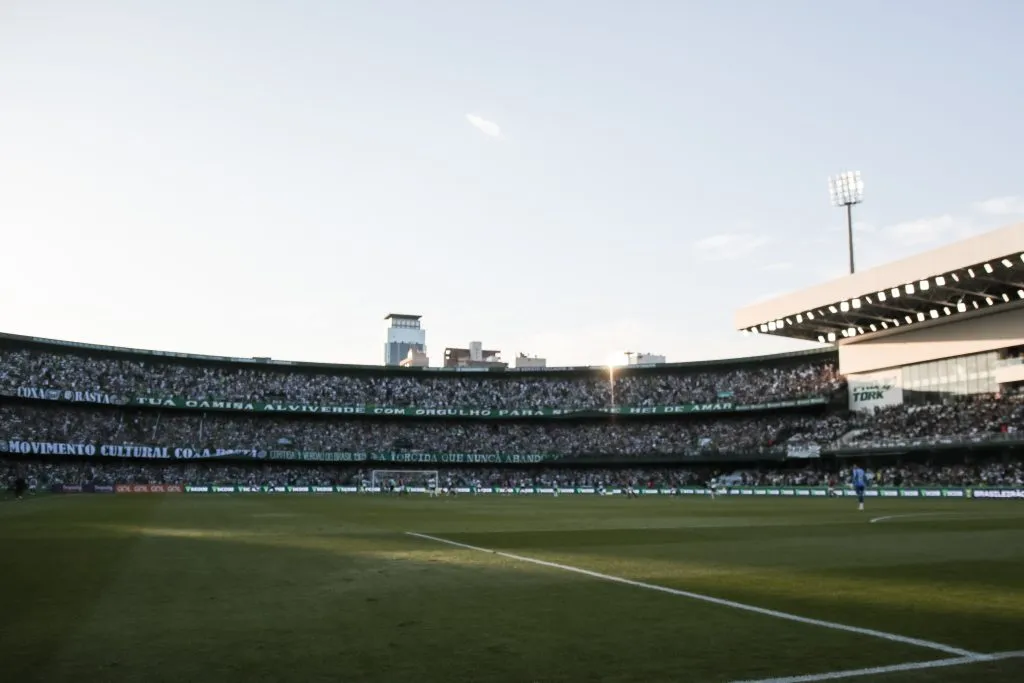 Foto: Robson Mafra/AGIF