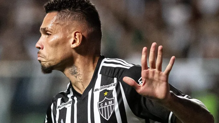 MG - BELO HORIZONTE - 29/07/2023 - BRASILEIRO A 2023, ATLETICO-MG X FLAMENGO - Paulinho jogador do Atletico-MG comemora seu gol durante partida contra o Flamengo no estadio Independencia pelo campeonato Brasileiro A 2023. Foto: Fernando Moreno/AGIF