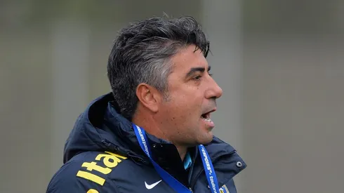 TOULON, FRANCE - MAY 22: Coach Alexandre Gallo of Brazil shouts orders from the side line during the Toulon Tournament Group B match between Brazil and South Korea at the Leo Legrange Stadium on May 22, 2014 in Toulon, France. (Photo by Christopher Lee/Getty Images)