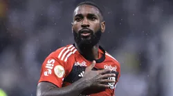 Gerson em ação pelo Flamengo, terá papel fundamental contra o Santos - Foto: Marcello Zambrana/AGIF