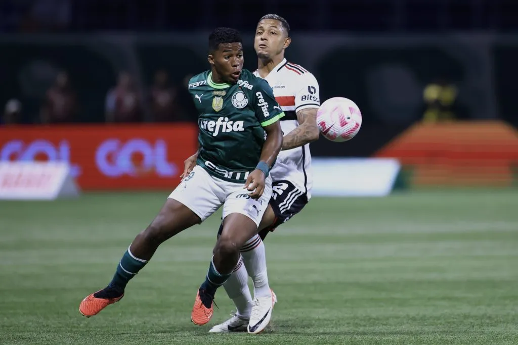 Na goleada do Palmeiras contra o São Paulo, Endrick usou chuteiras da Nike – Foto: Marcello Zambrana/AGIF