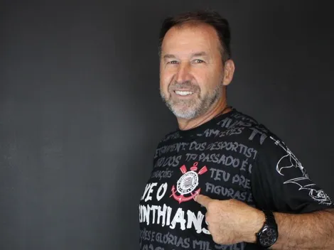 Augusto Melo dá 'lavada' em adversário nas eleições do Corinthians