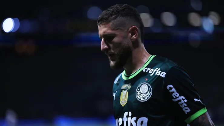 Zé Rafael pode reforçar o Palmeiras no confronto direto com o Botafogo. Foto: Ettore Chiereguini/AGIF