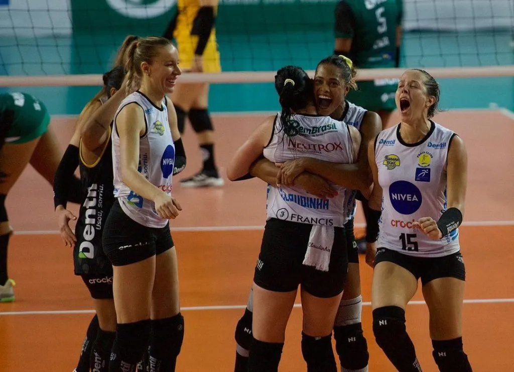 Praia chega com caras novas para esta temporada. Foto: Alessandra Torres/Reprodução/Instagram oficial de Praia Clube