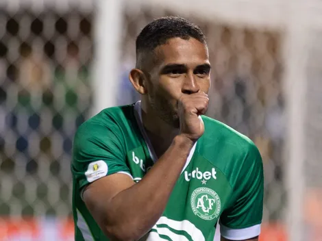 Marco Antônio anota PINTURA pela Chape e vive ‘drama’ na sequência