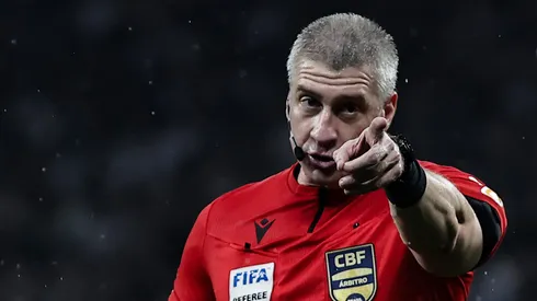 Foto: Fabio Giannelli/AGIF - Daronco já errou em jogos contra o Vasco.