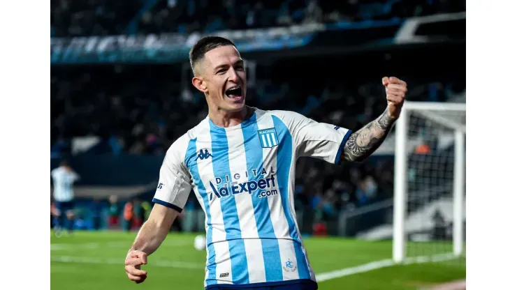 Foto: Marcelo Endelli / Getty Images – Aníbal Moreno é um dos destaques do Racing, que chegou às quartas da Libertadores