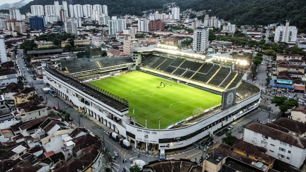 Foto: Abner Dourado/AGIF – Vila Belmiro pode sediar São Paulo x Bragantino