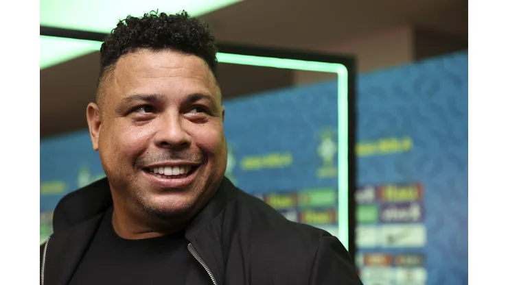 Ronaldo Fenômeno se interessa por jogador contestado de Renato no Grêmio