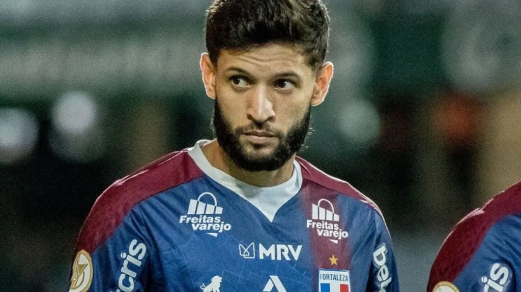 Foto: Robson Mafra/AGIF – Juninho Capixaba quando atuava pelo Fortaleza