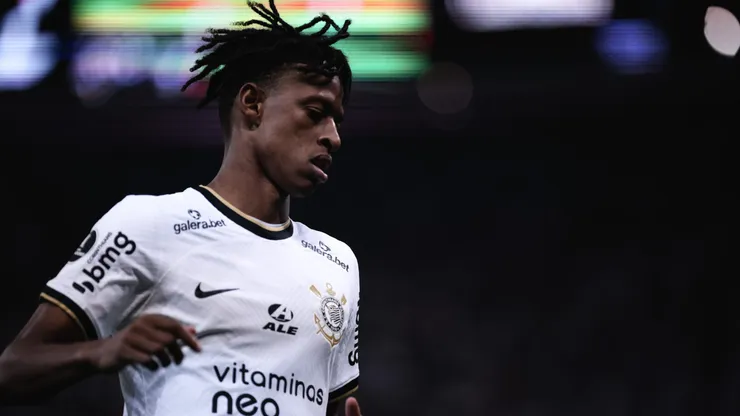 Foto: Ettore Chiereguini/AGIF - Robson Bambu processou o Corinthians