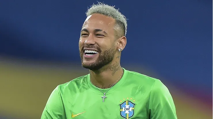 Foto: Thiago Ribeiro/AGIF - Neymar ganha presente do Palmeiras