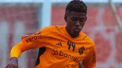 Vitão pode ter um companheiro do México na zaga do Internacional. Foto: Ricardo Duarte- Divulgação- Internacional