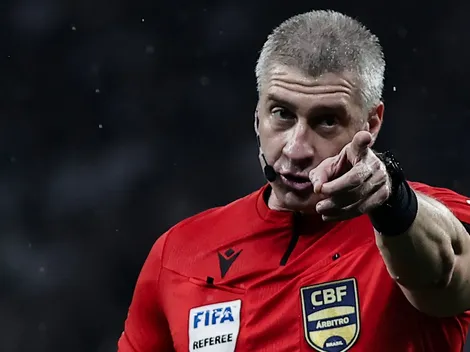 Simon 'manda a real' sobre Daronco após PREJUÍZO ao Corinthians