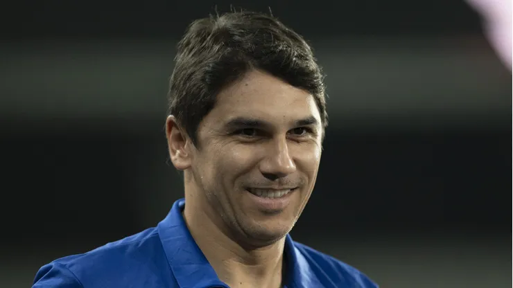 Foto: Jorge Rodrigues/AGIF - Lucio Flavio tecnico do Botafogo durante partida contra o Athletico-PR no estadio Engenhao pelo campeonato Brasileiro A 2023.
