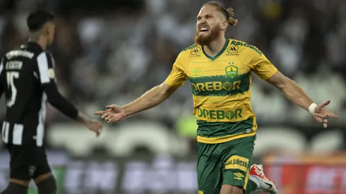 Pitta jogador do Cuiaba comemora seu gol durante partida contra o Botafogo no estadio Engenhao pelo campeonato Brasileiro A 2023. Foto: Jorge Rodrigues/AGIF